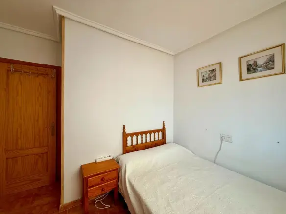 3-bedroom Penthouse In Torrevieja, Spain (82 M²)
