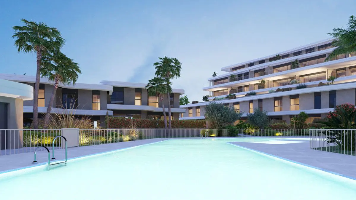 Apartment Of 94 M² In Estepona, Spain