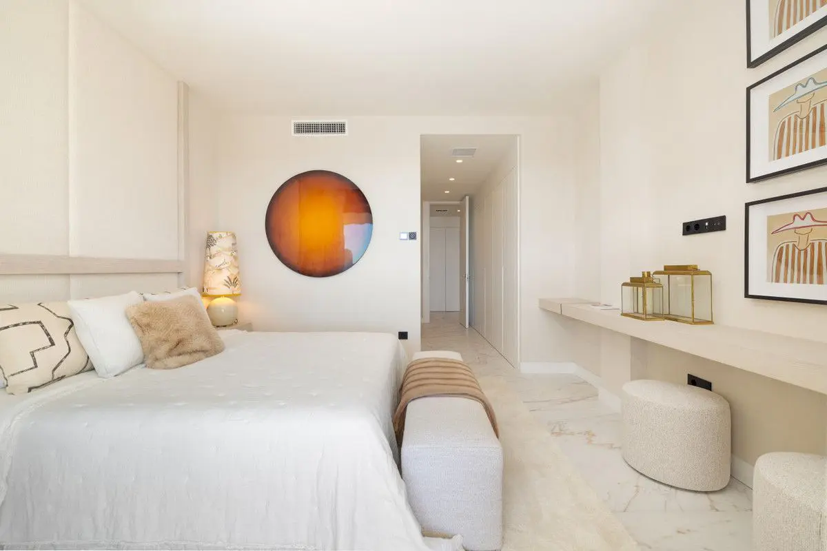 Apartment Of 205 M² In Estepona, Spain