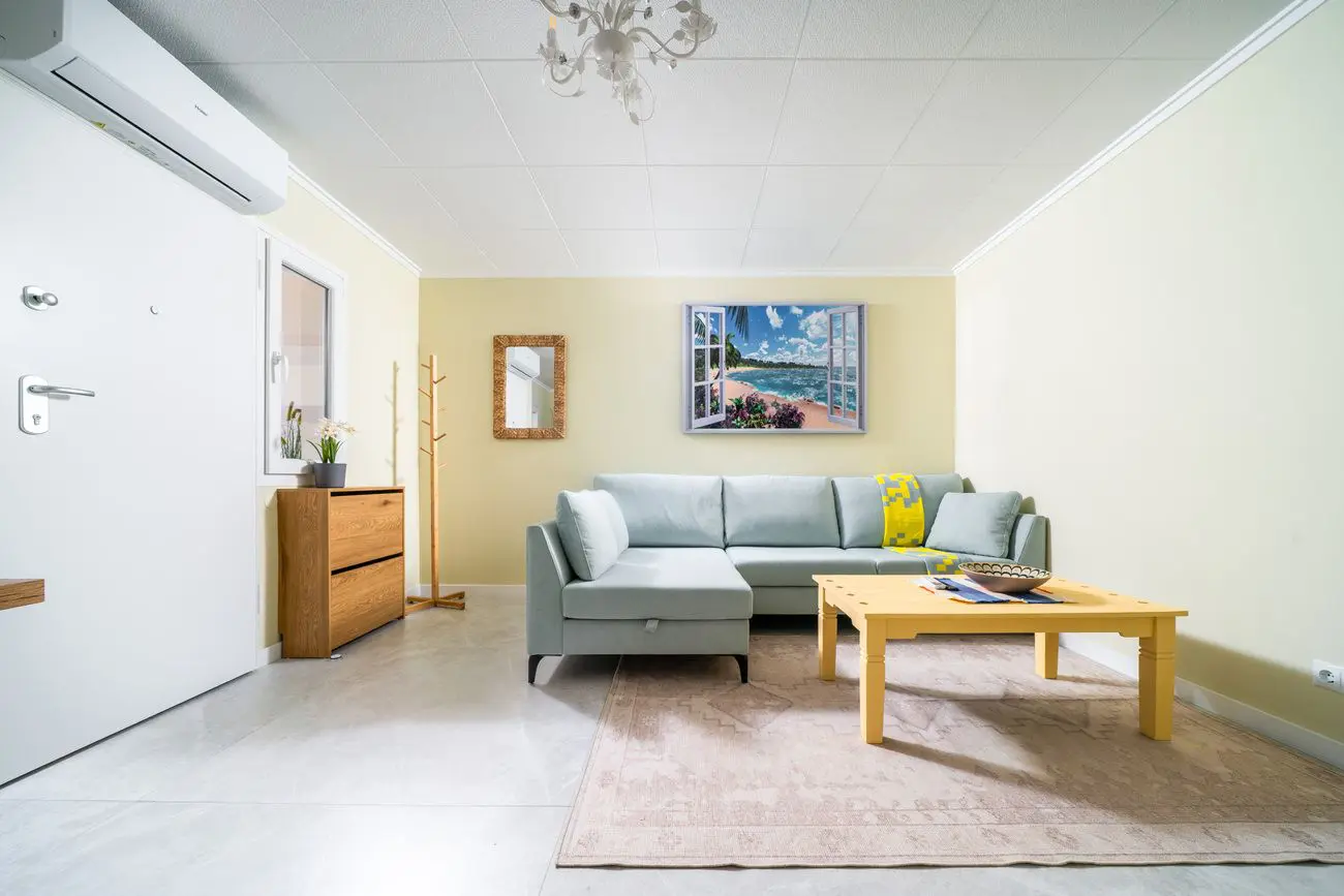 Apartment Of 0 M² With Sea View In Torrevieja