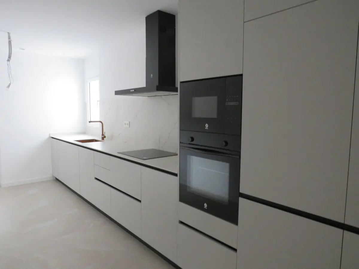 Apartment Of 126 M² With Sea View In Fuengirola
