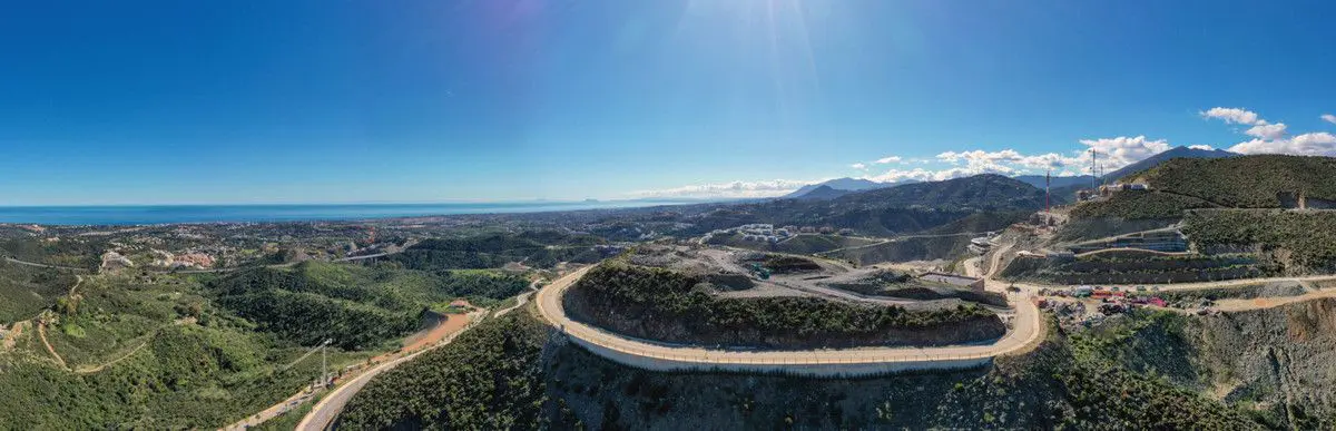 Apartment Of 173 M² In Benahavis, Spain