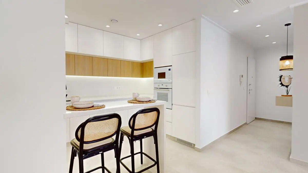 Apartment Of 101 M² With Sea Views In Guardamar Del Segura