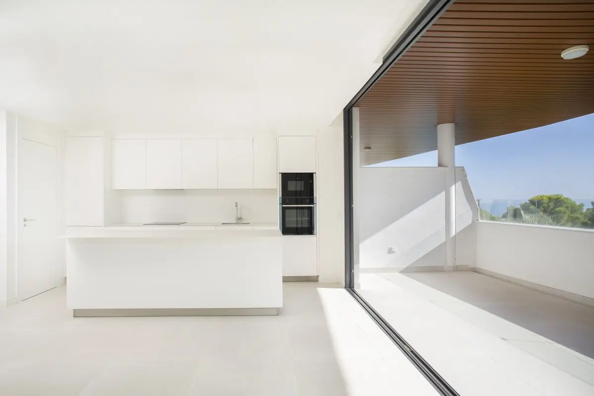 Apartment Of 84 M² With Sea View In Fuengirola, Spain
