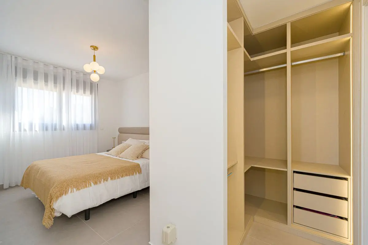Apartment Of 81 M² In Villajoyosa, Spain