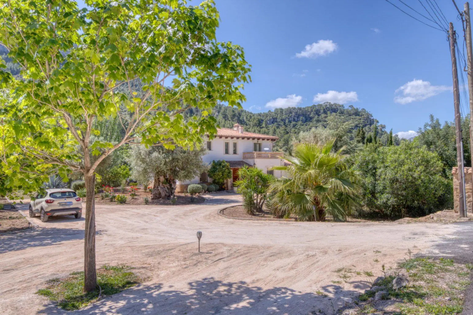 Villa 350 M² In Esporles, Spain – Mediter Real Estate