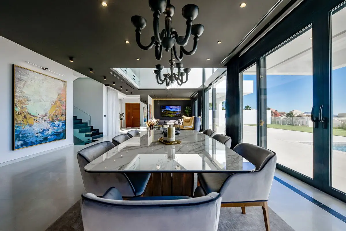 Villa Of 998 M² With Sea Views In Finestrat, Spain