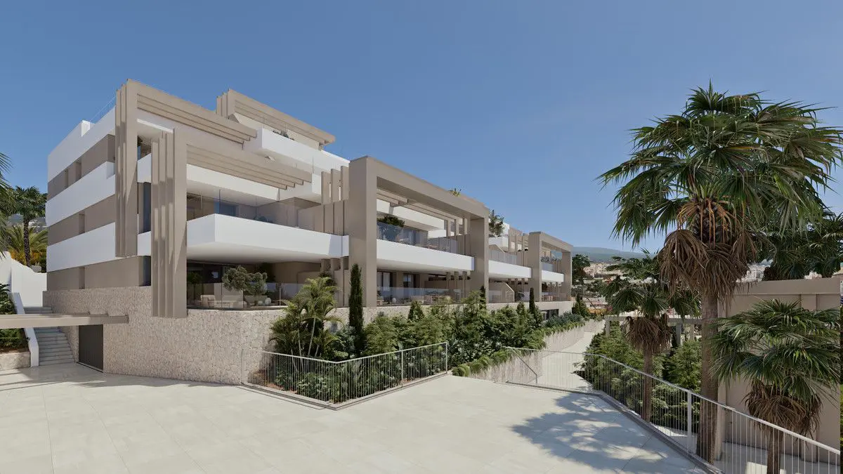 Apartment Of 105 M² In Estepona, Spain