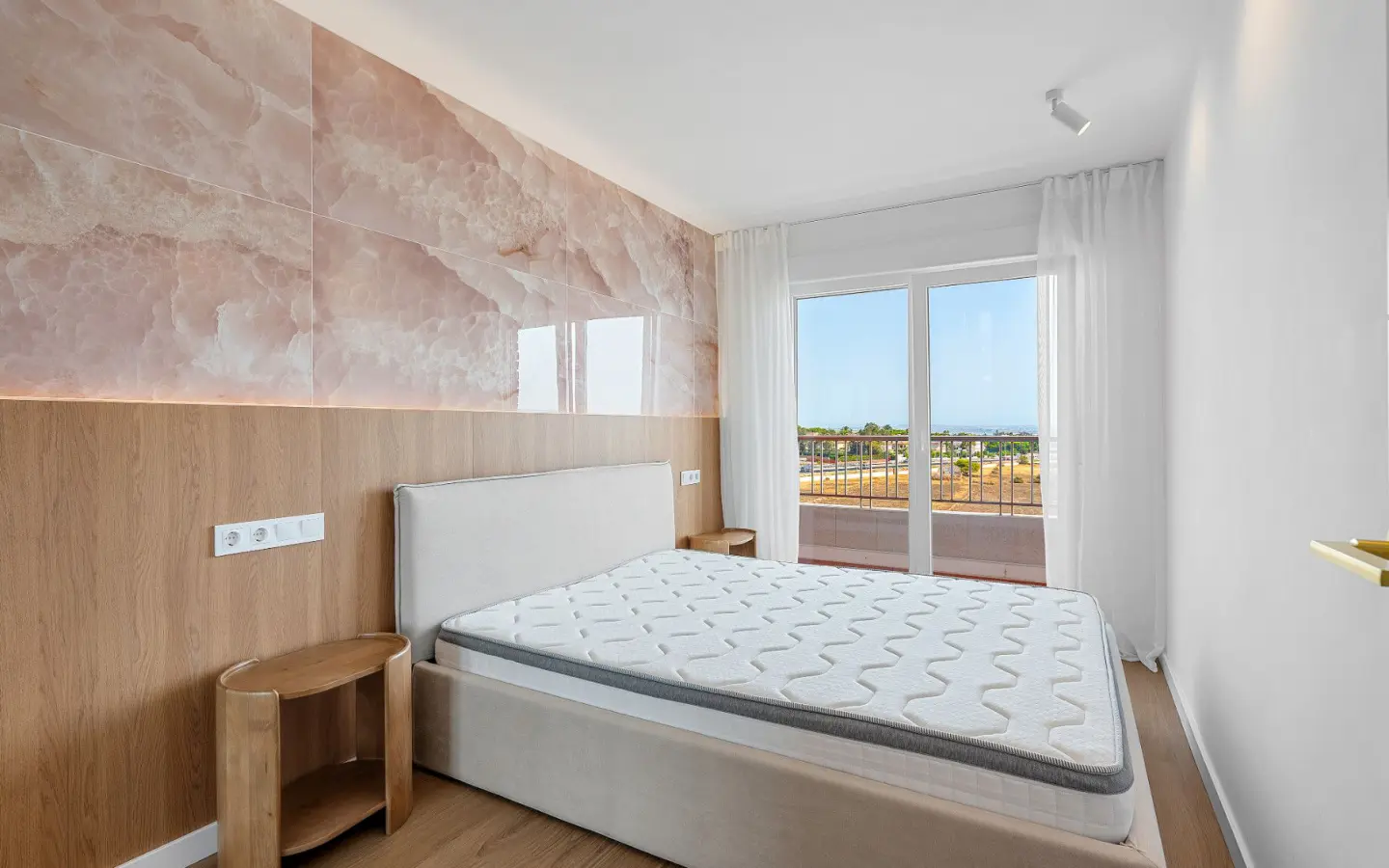 Apartment Of 70 M² In Torrevieja, Spain