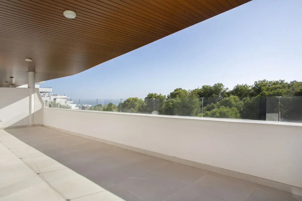 Apartment Of 84 M² With Sea View In Fuengirola, Spain