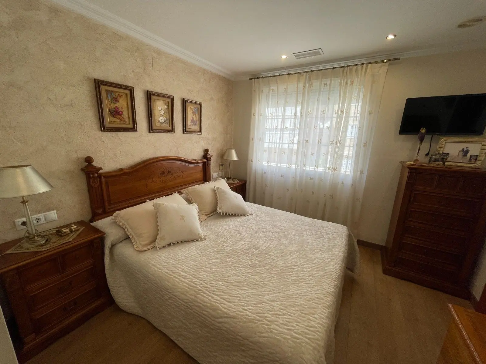 House 150 M² In Elche, Spain