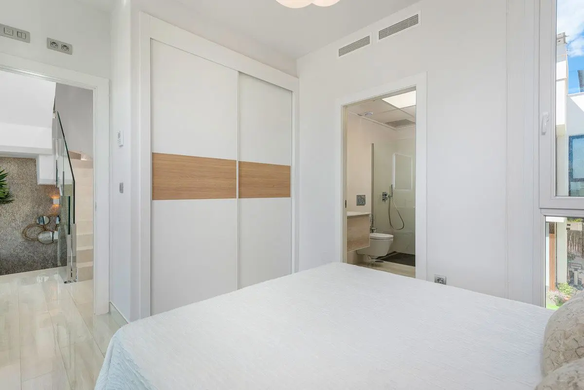 Villa Of 116 M² In Los Montesinos, Spain