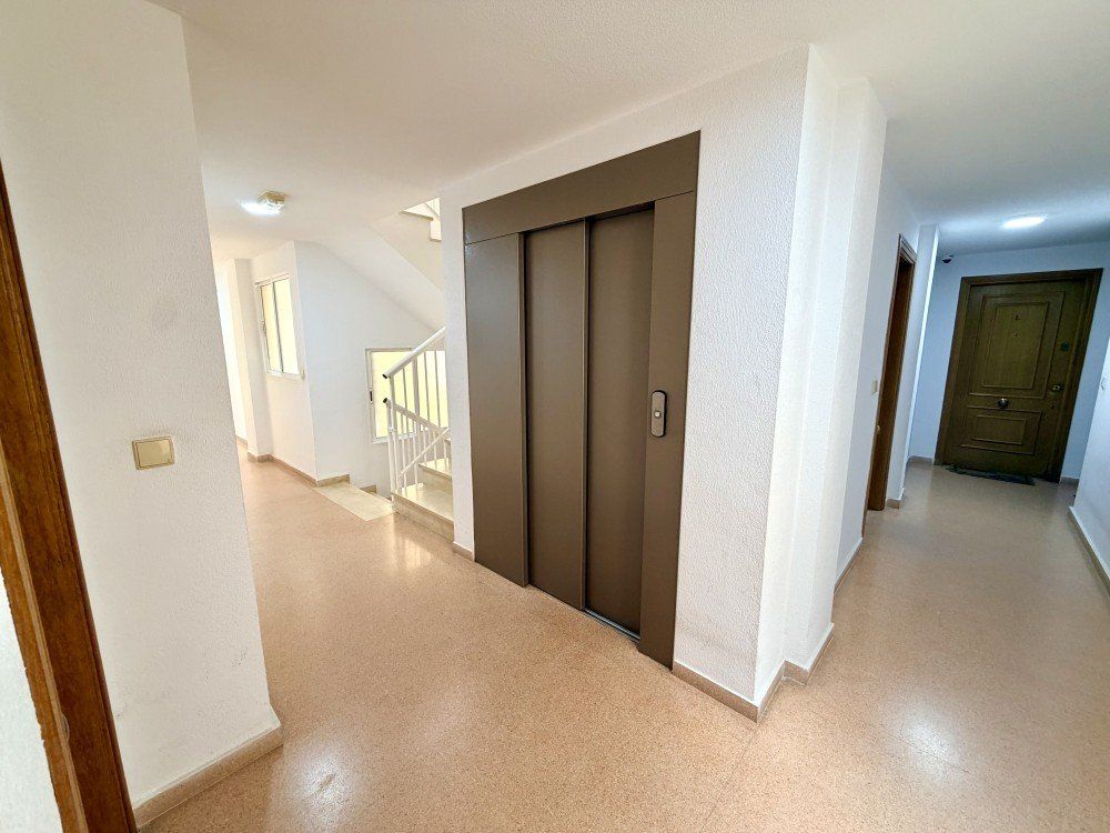 Apartment Of 0 M² With Sea Views In Guardamar Del Segura, Spain