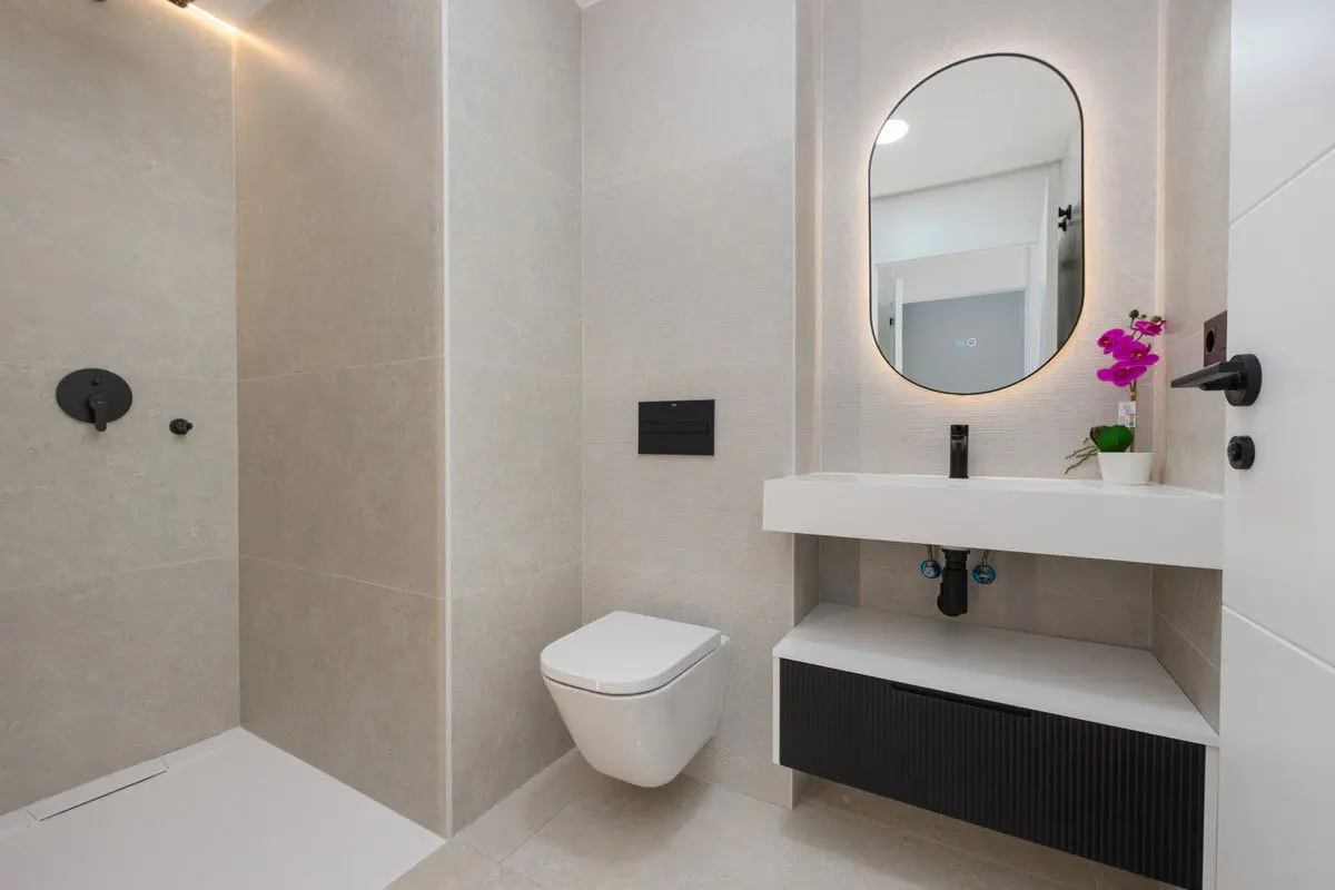 Apartment Of 64 M² With Sea View In Guardamar Del Segura