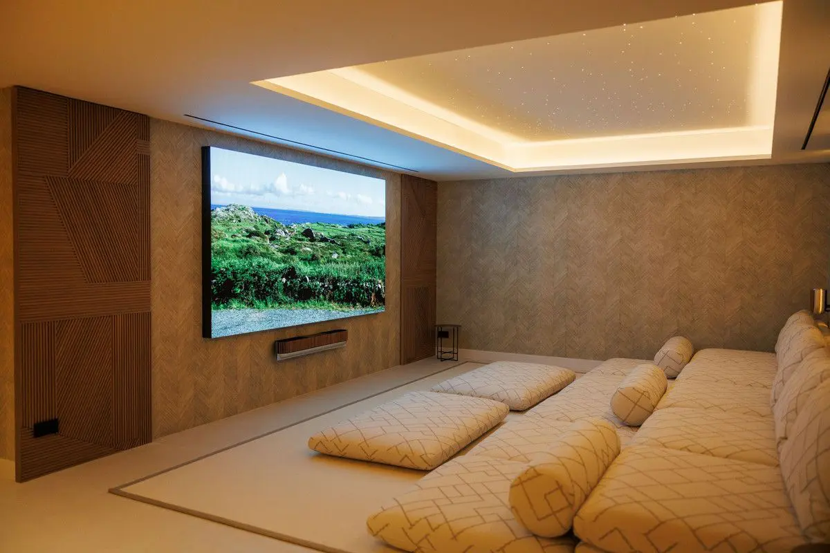 Villa Of 618 M² In Marbella, Spain