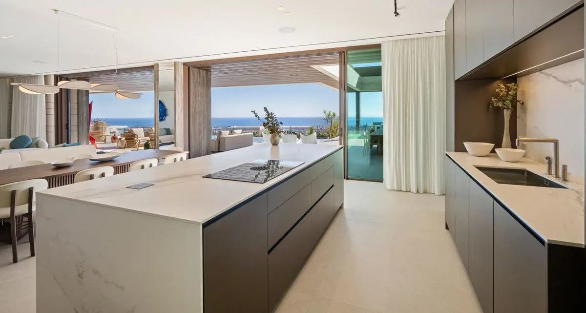 Villa 881 M² In Benahavis, Spain – Mediter Real Estate