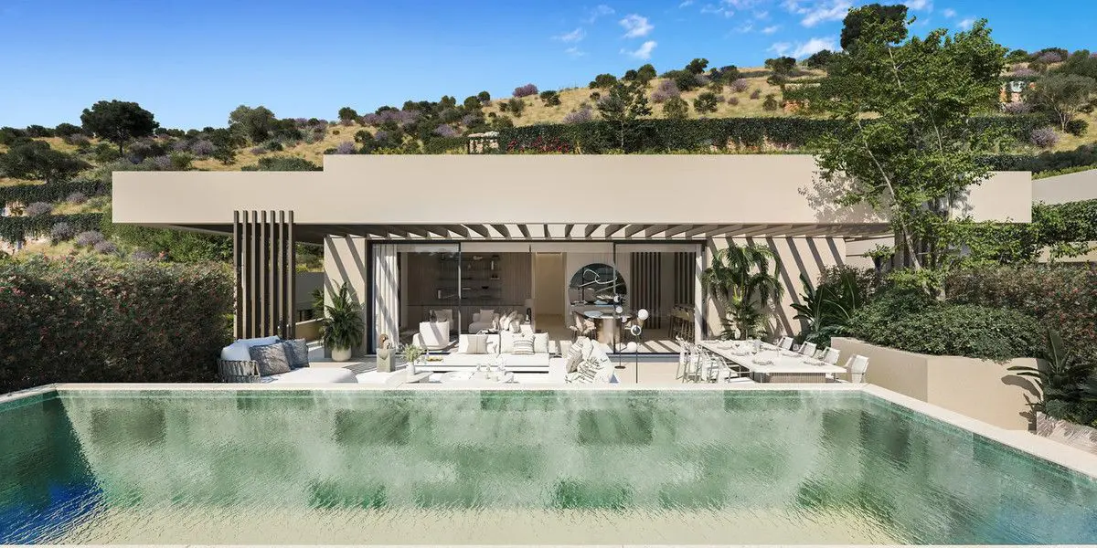 Apartment Of 266 M² With Sea Views In Benahavis