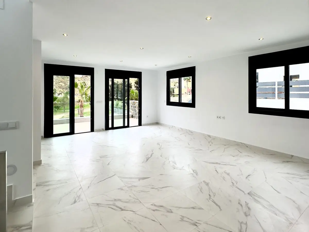 Villa Of 124 M² In Rojales, Spain