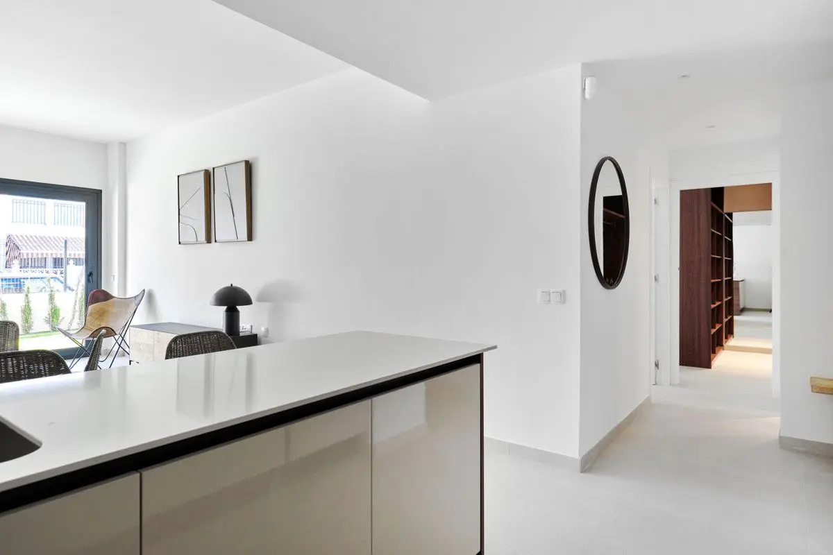 Apartment Of 103 M² In Torrevieja, Spain