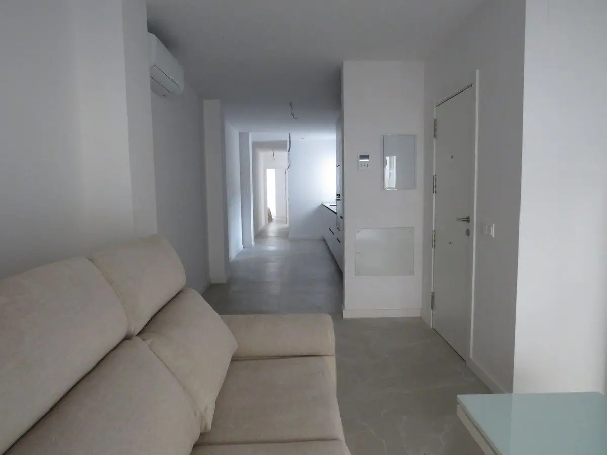Apartment Of 126 M² With Sea View In Fuengirola