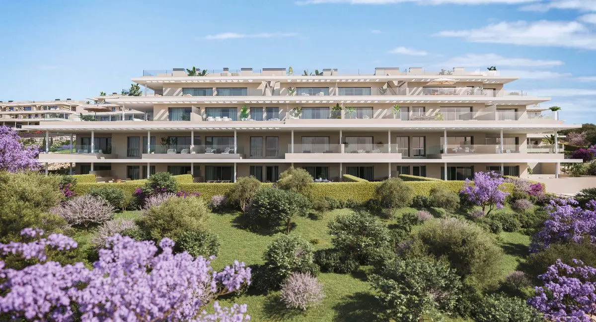 Apartment Of 101 M² In Estepona, Spain