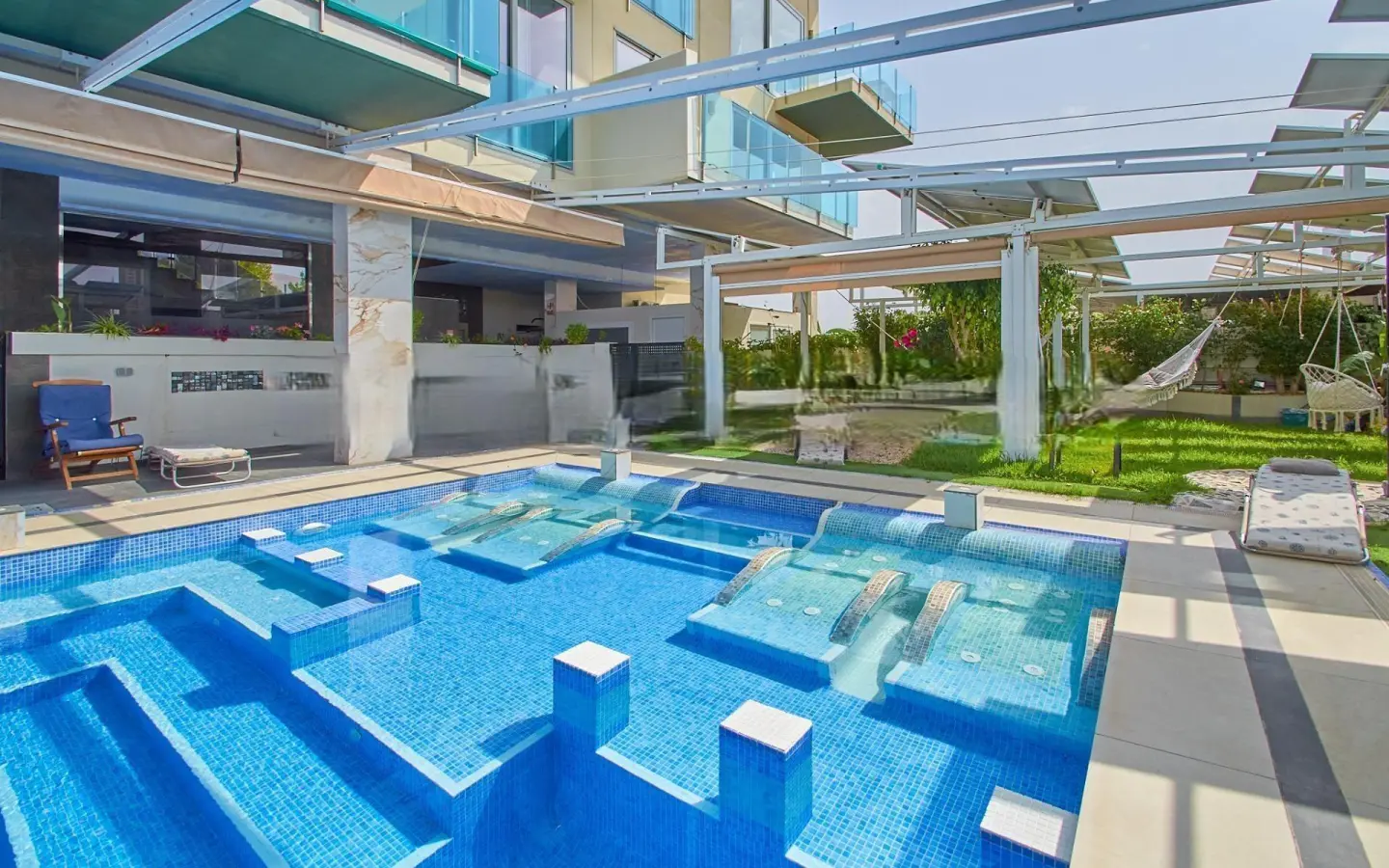 Apartment Of 97 M² In Finestrat, Spain