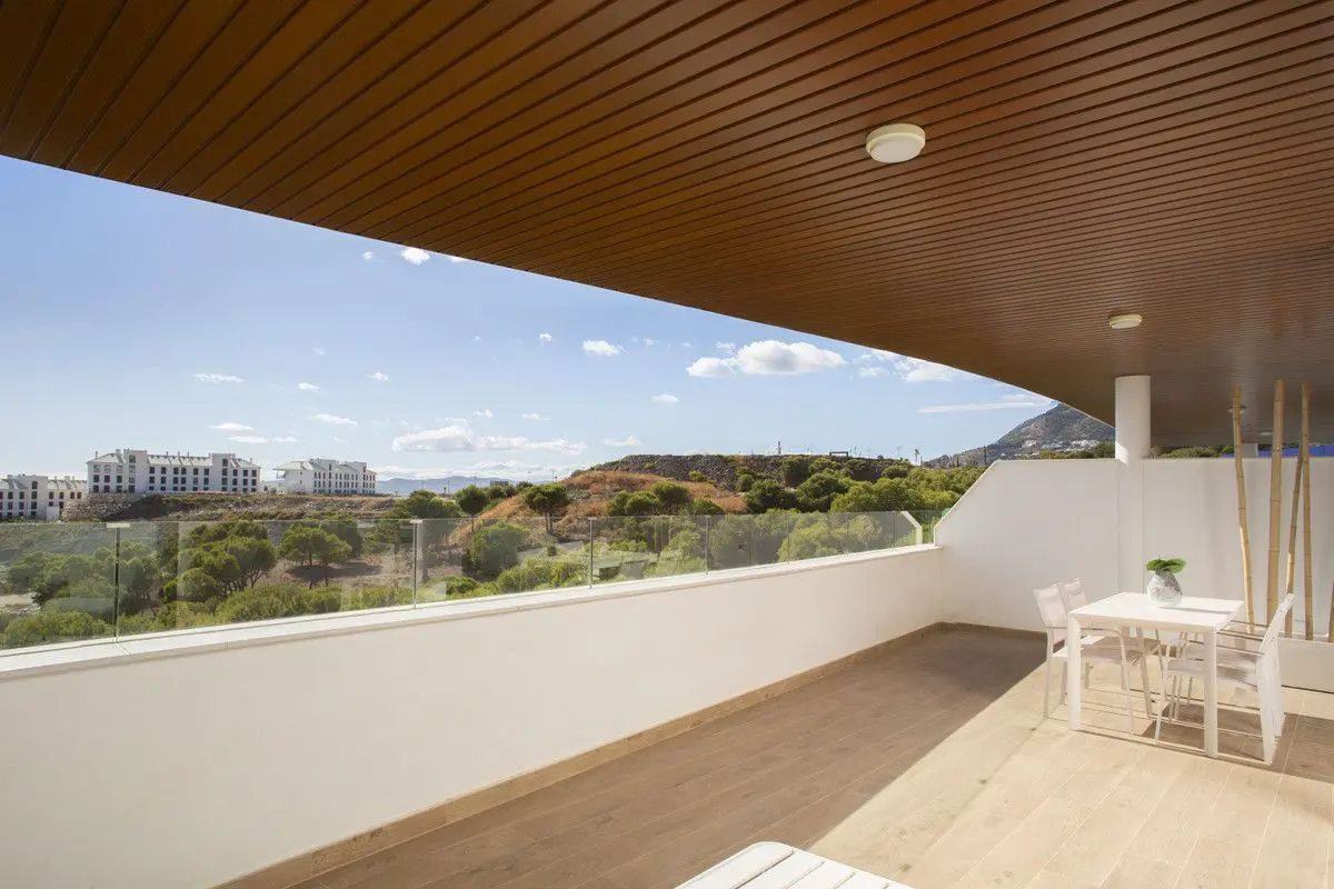 Apartment Of 84 M² With Sea View In Fuengirola, Spain