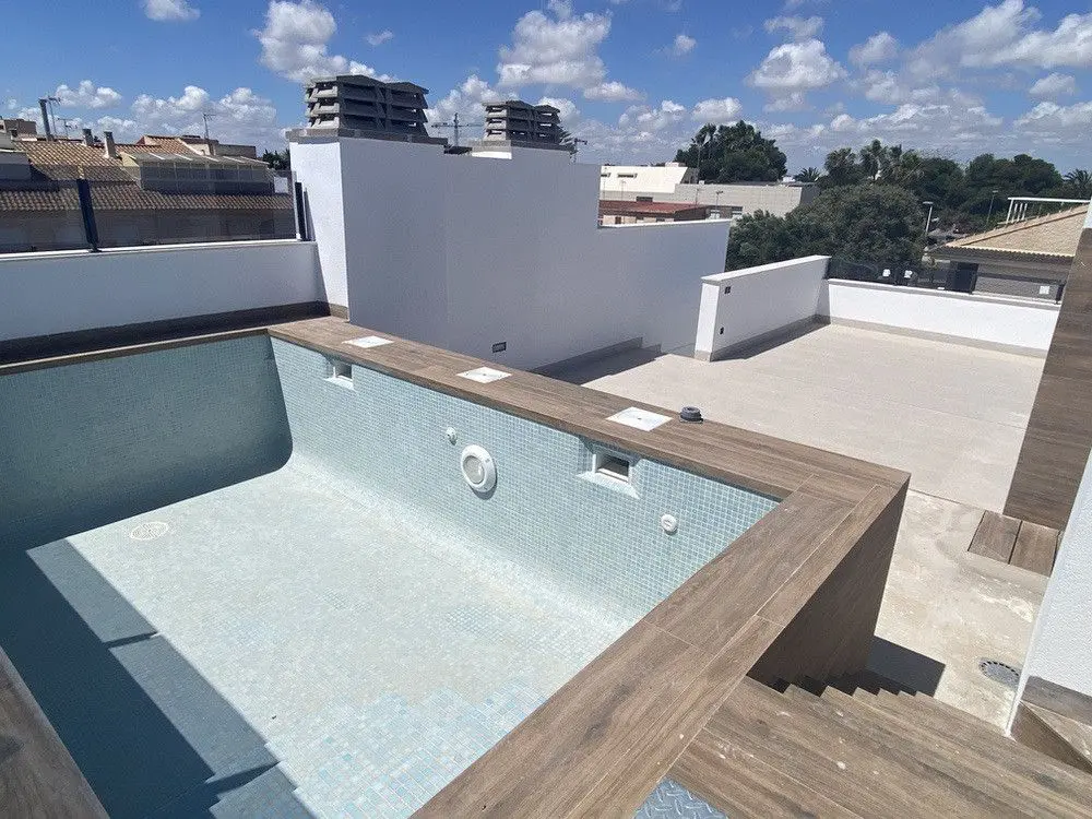 Villa Of 70 M² With Real Estate Services In San Pedro Del Pinatar, Spain