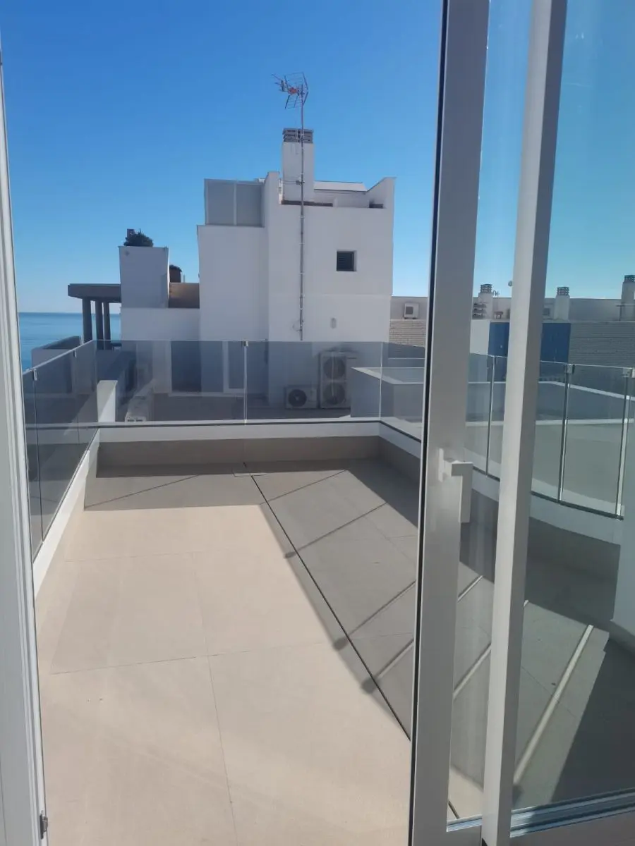 Apartment Of 93 M² In Torrevieja, Spain