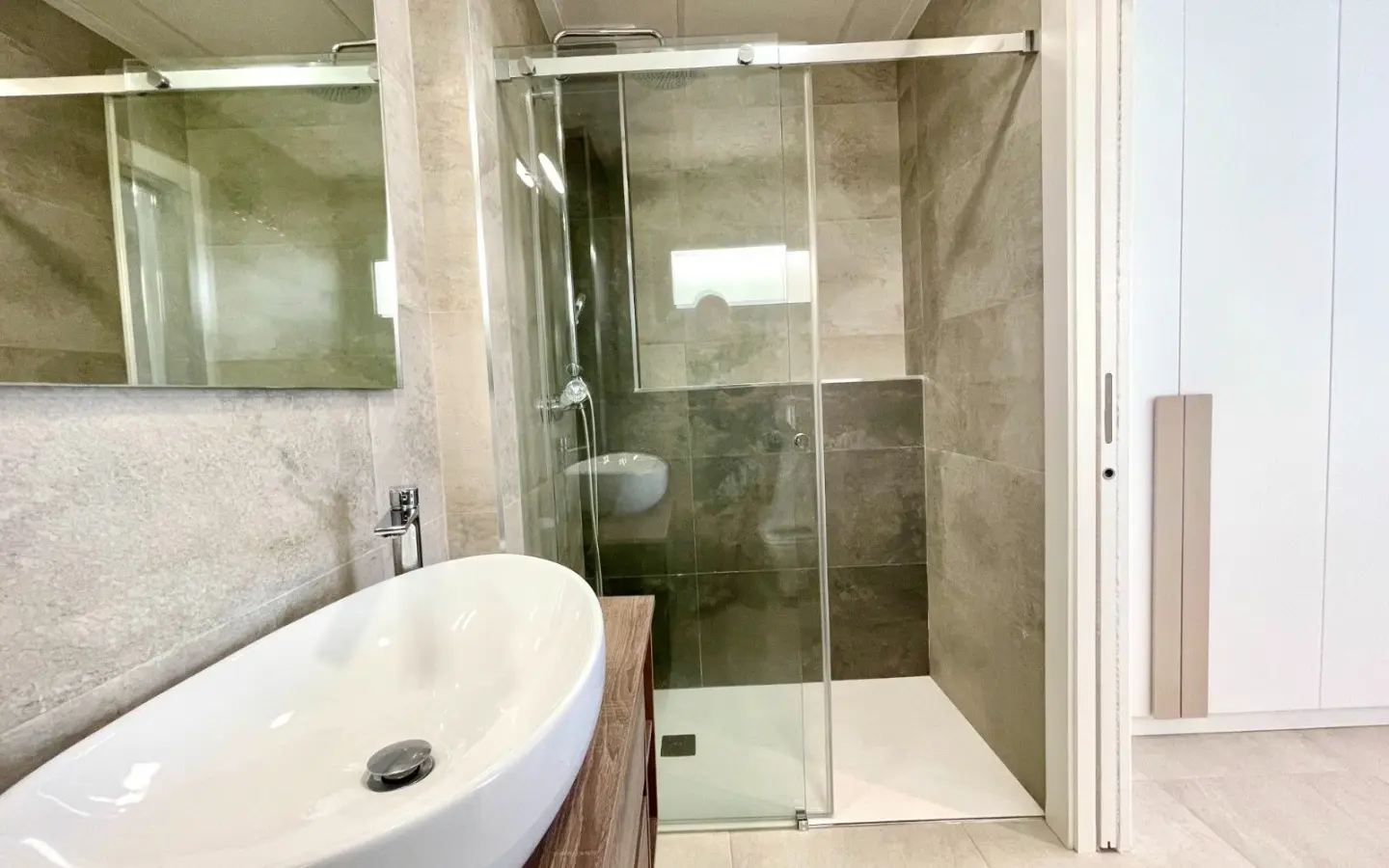 3-bedroom Villa In Benijofar, Spain (143 M²)
