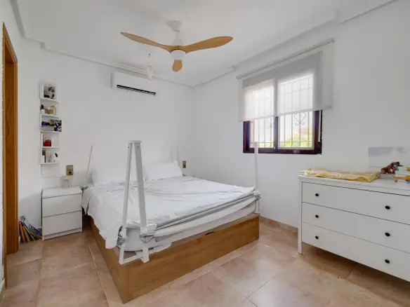 Villa Of 150 M² In San Fulgencio, Spain