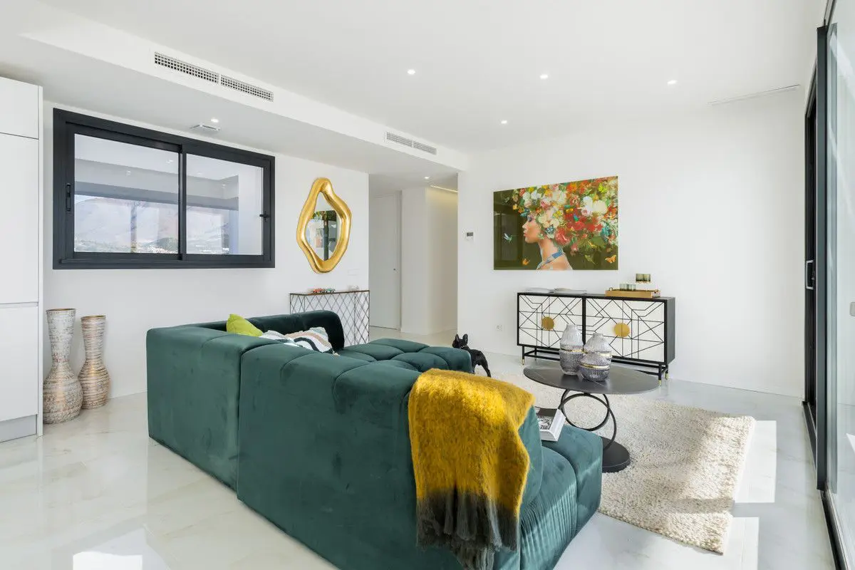 Apartment Of 147 M² In Estepona, Spain