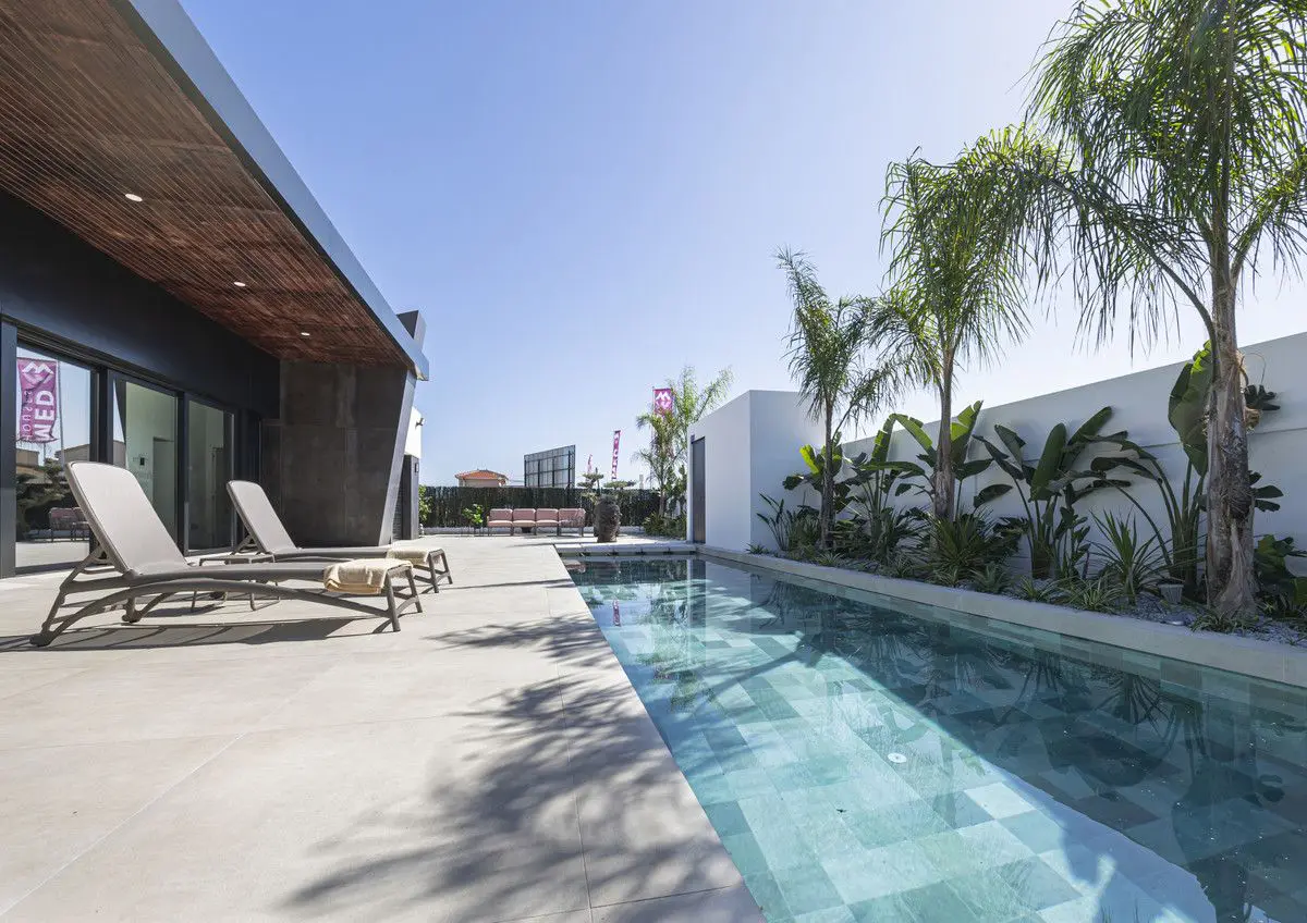 Villa 290 M² In Rojales, Spain – Mediter Real Estate