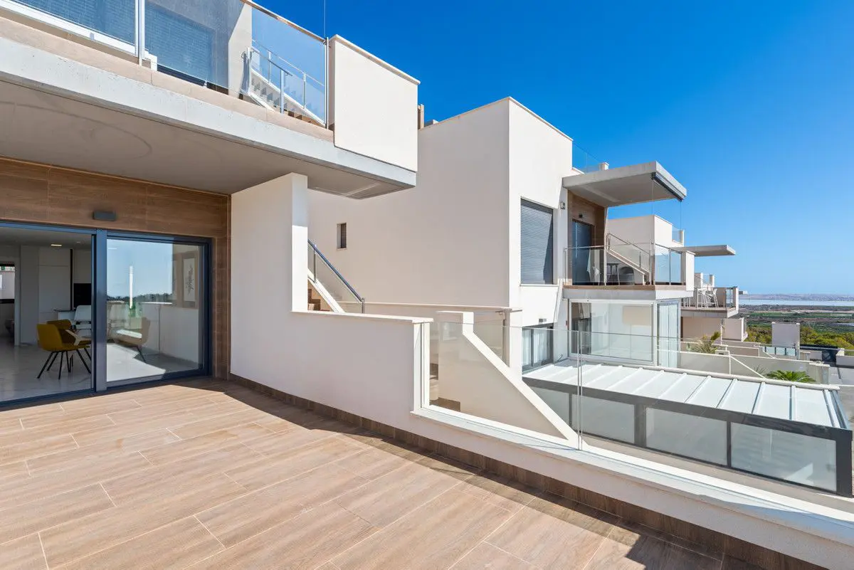 Villa Of 92 M² In San Miguel De Salinas, Spain