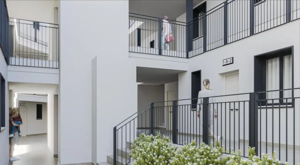 Apartment Of 120 M² In Estepona, Spain