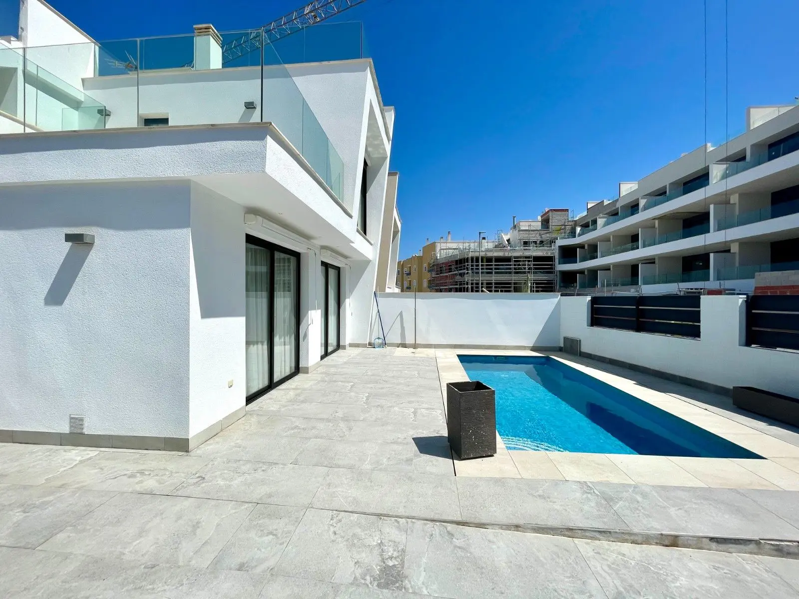 Villa Of 143 M² With No Features In Benijofar, Spain