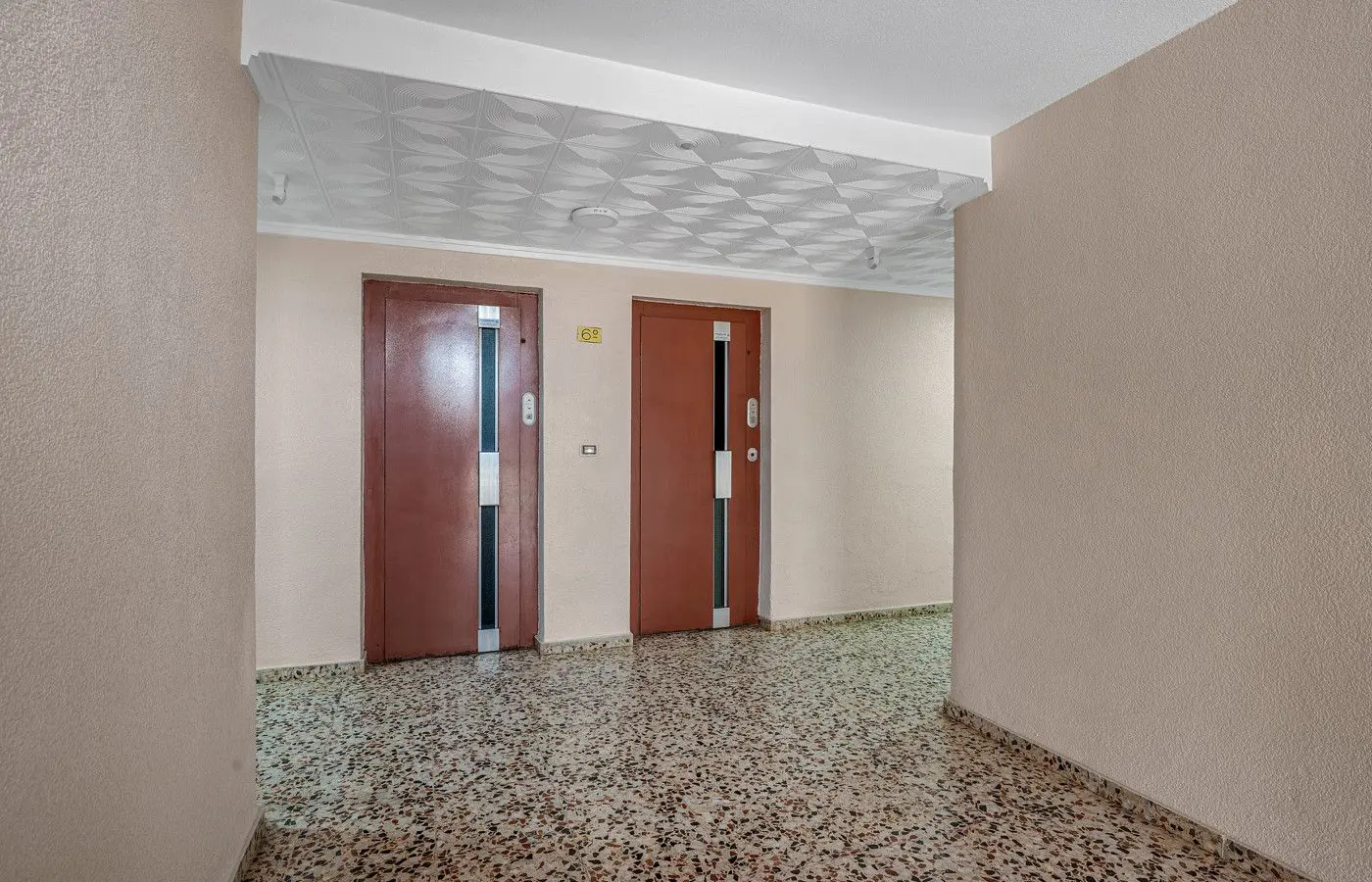 Apartment Of 70 M² In Torrevieja, Spain