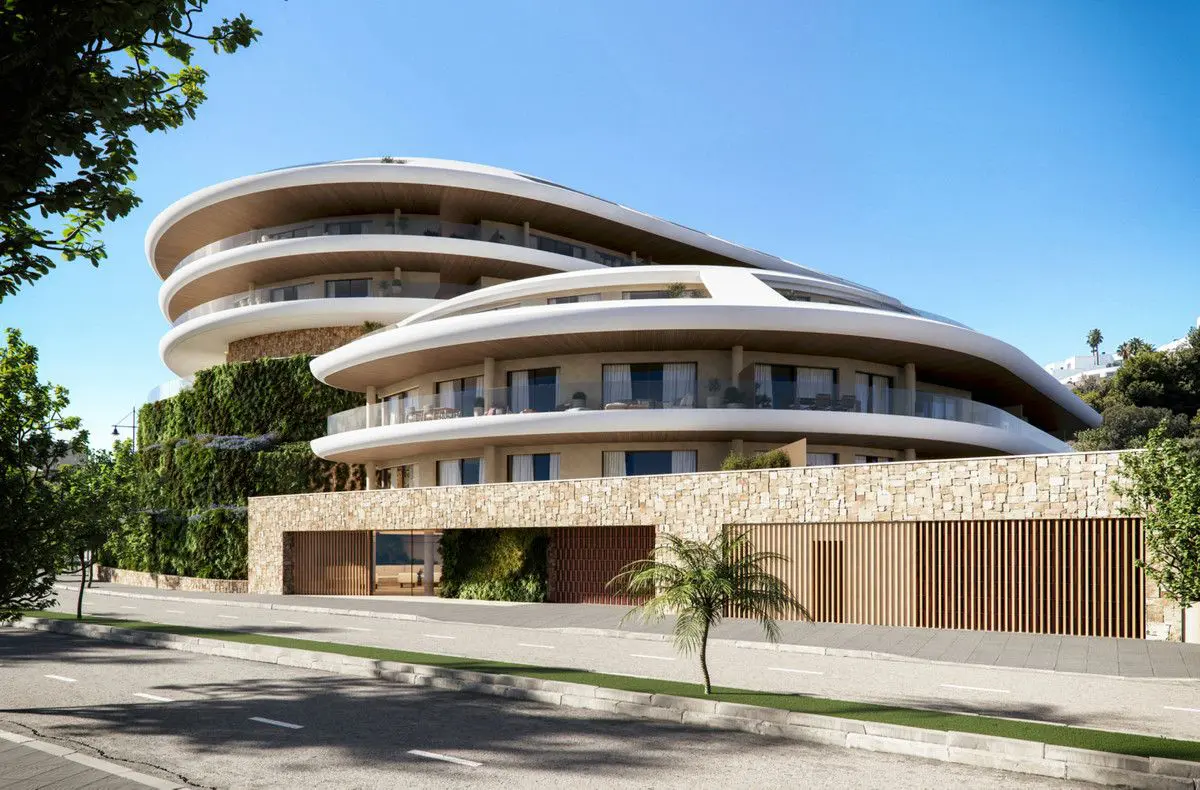 Apartment Of 133 M² With Sea Views In Fuengirola, Spain