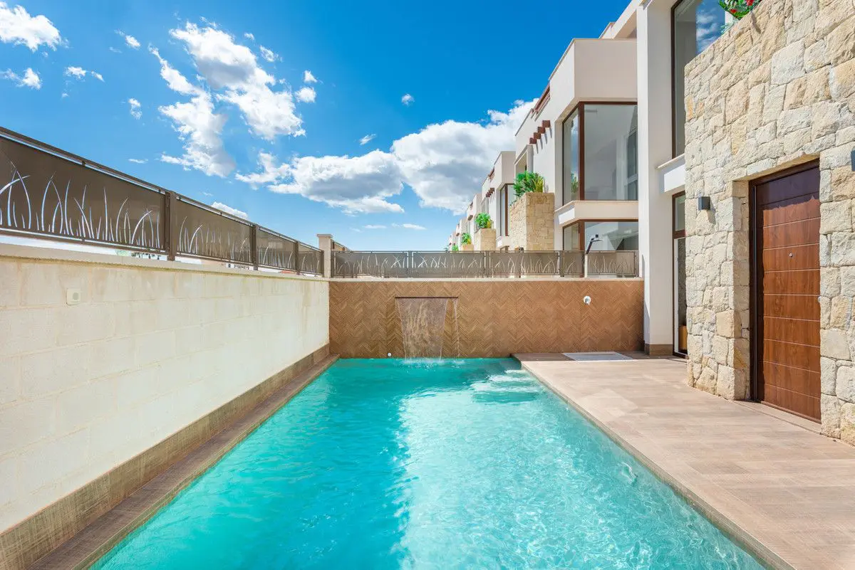 Villa Of 116 M² In Los Montesinos, Spain
