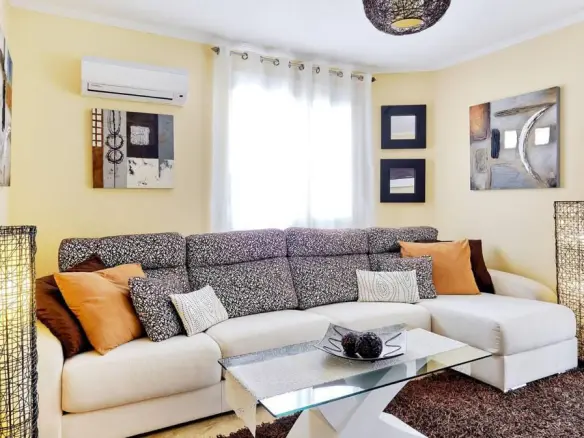 Apartment Of 110 M² In Orihuela Costa, Spain