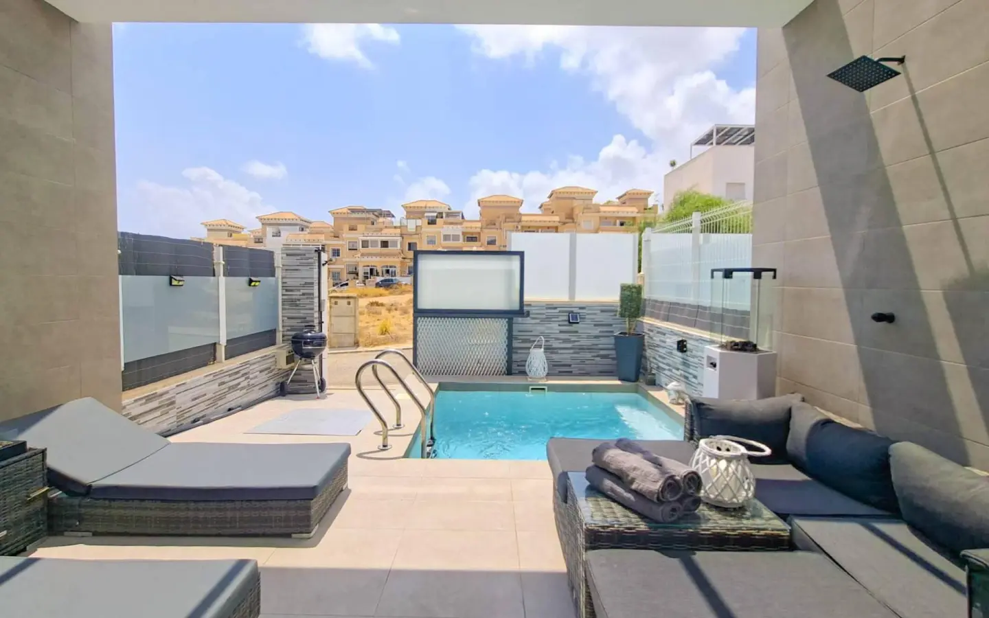 Villa Of 95 M² In Orihuela Costa