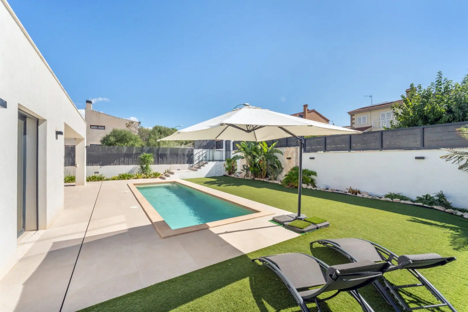 Villa 297 M² In Marratxí, Spain – Mediter Real Estate