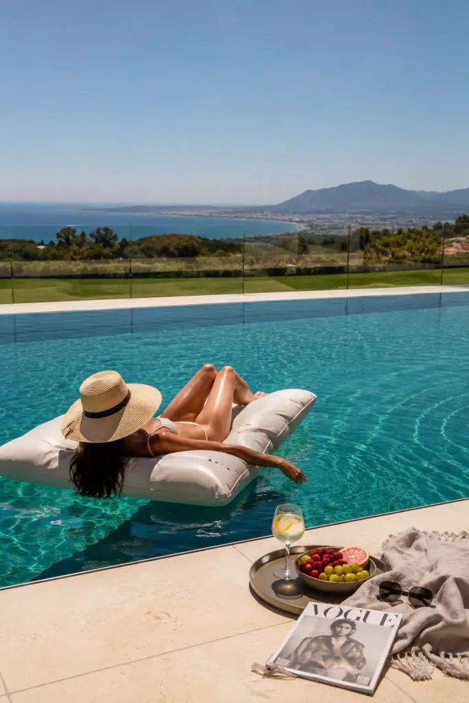 Apartment Of 288 M² In Marbella, Spain