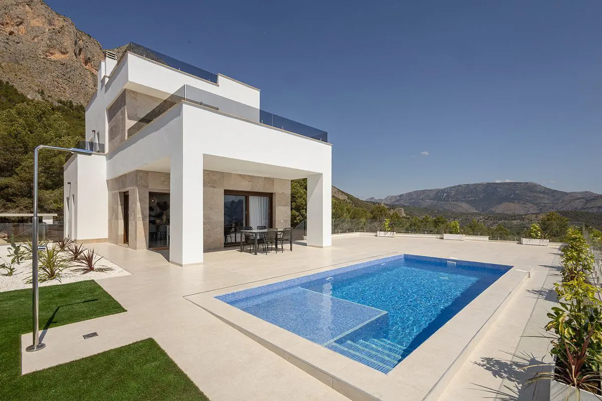 Villa Of 129 M² In Polop, Spain