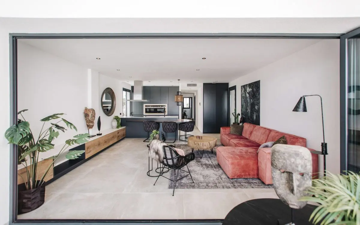 Apartment Of 240 M² In Rojales, Spain