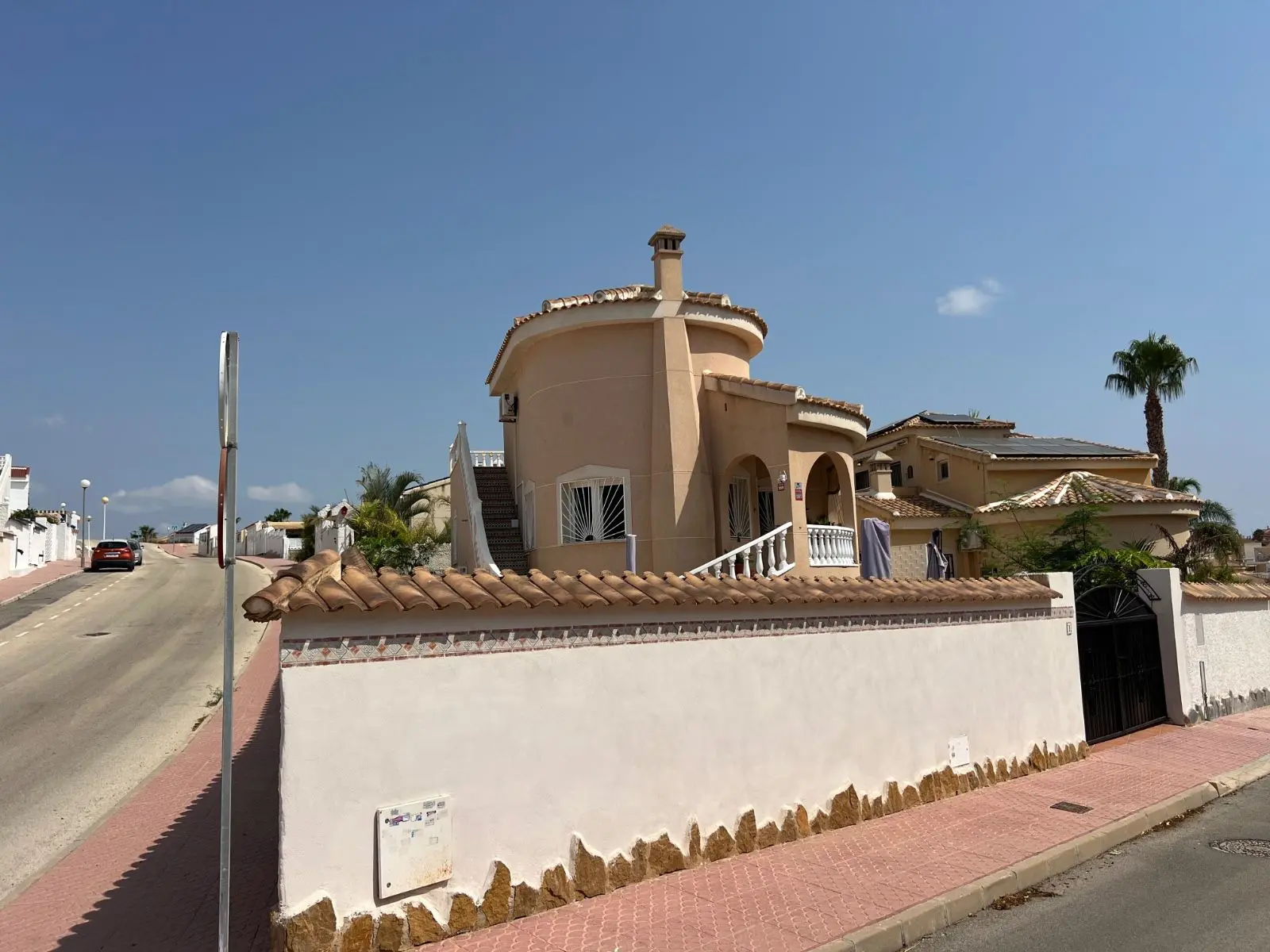 Villa 99 M² In Rojales, Spain – Mediter Real Estate