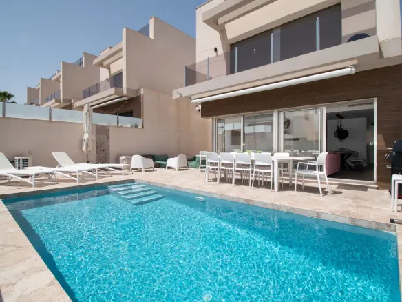 5-bedroom Villa In Orihuela Costa, Spain (190 M²)