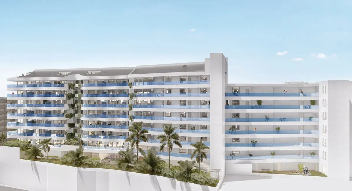 Apartment Of 106 M² With Sea View In Fuengirola, Spain