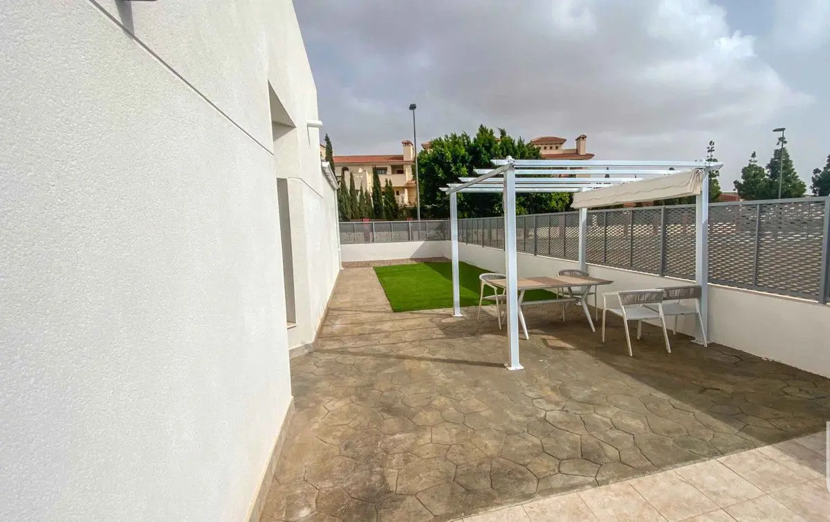 Villa Of 92 M² In Los Alcázares, Spain