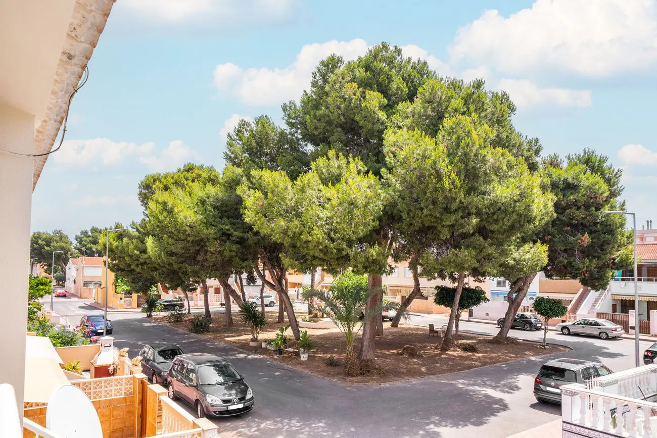 Apartment Of 0 M² With Sea View In Torrevieja